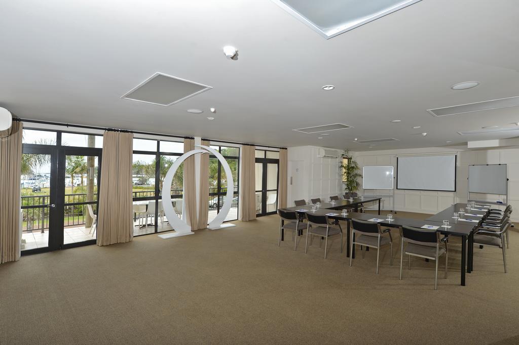 Quality Hotel Oceans Тутукака Экстерьер фото